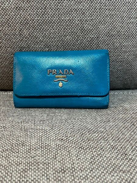 PRADA ターコイズ色 レザー 6連 キーケース