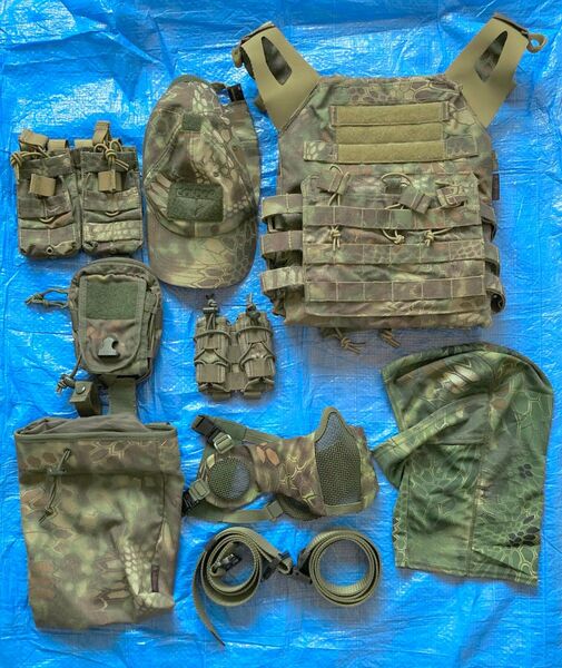 Kryptek マンドレイク迷彩 装備セット (一部レプリカ)