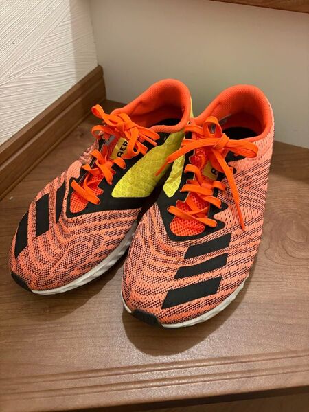 adidas ジョギングシューズ aero3cunce 28㎝ オレンジ