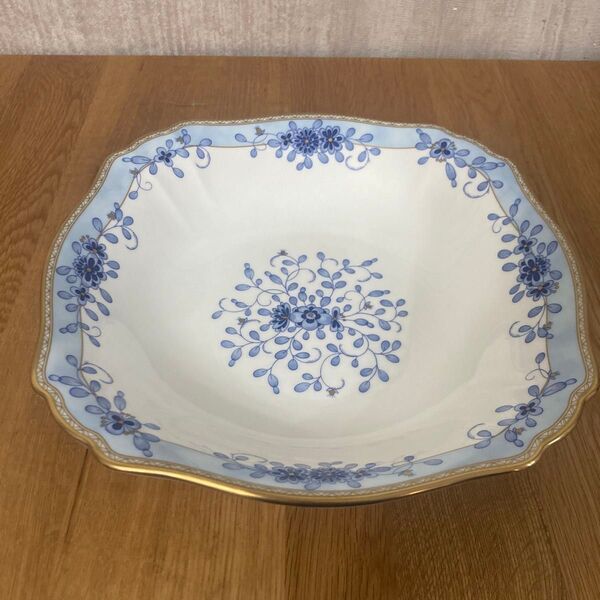 ナルミ ボーンチャイナ 角型 皿 ボウル レア 鳴海 国産品 日本製 プレート NARUMI 花柄 ミラノ