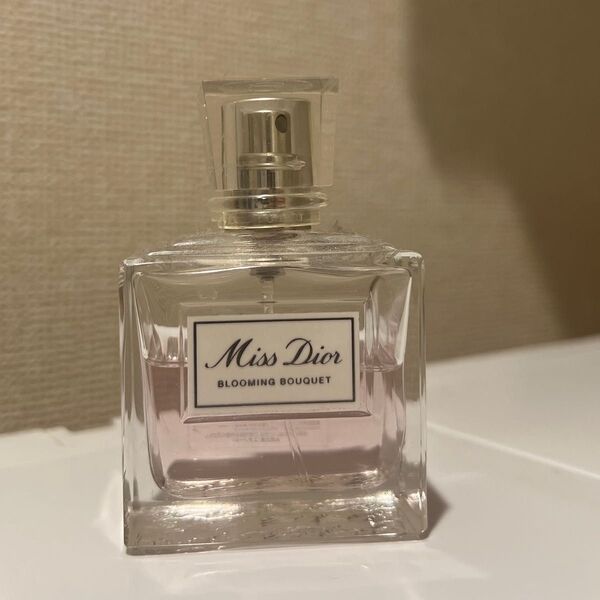 Miss Dior Blooming Bouquet 香水