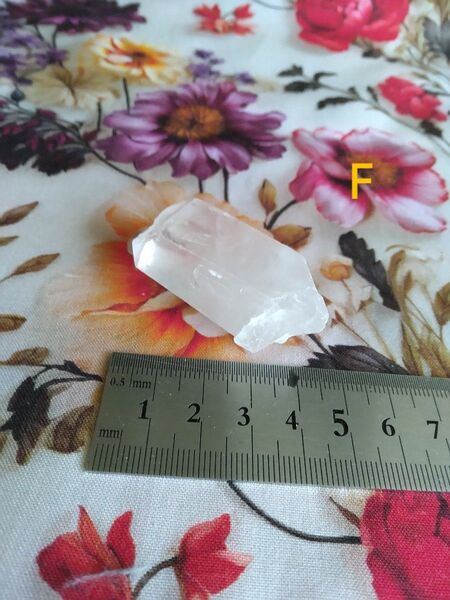 水晶 クオーツ ヒマラヤ水晶原石 パワーストーン F