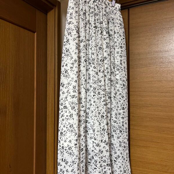小花柄ロングスカート INGNI