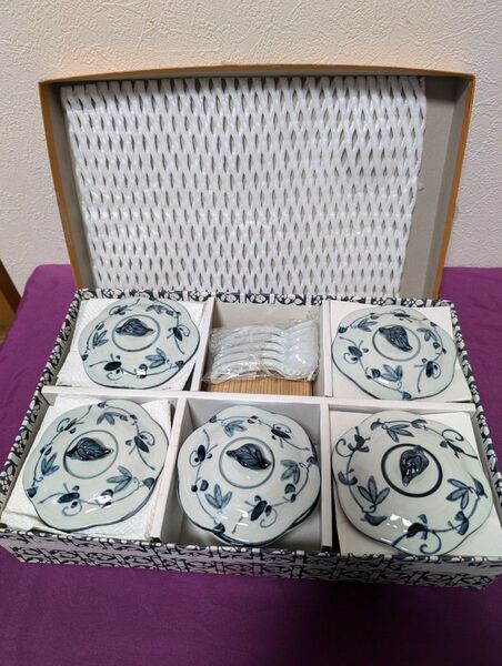 まるほんとーき。茶碗蒸し、板、陶器スプーン5客セット。