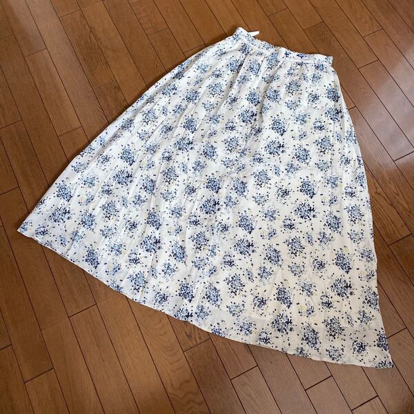 美品 SLOBE IENA スローブイエナ ブルー花柄 ロングフレアスカート L