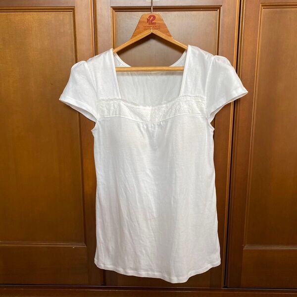 オフホワイト カップ付き 胸元レース ブラTシャツ、Tシャツブラ LL