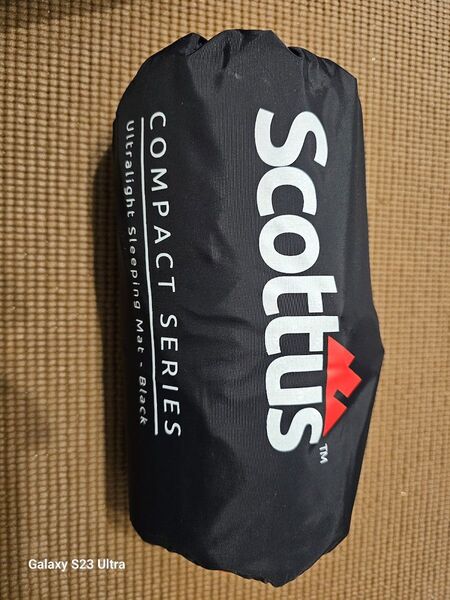 米Scottus社ULTRALIGHT SLEEPING MATキャンプマット