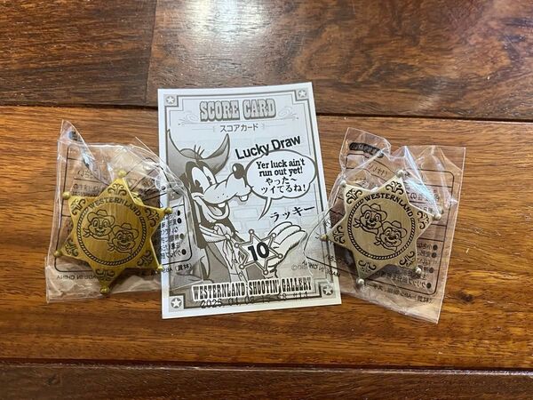 ディズニーランド ウエスタンランドシューティングギャラリー 保安官バッジ クリップ 金と銀