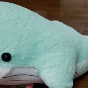 ミントグリーン クジラ型ぬいぐるみ