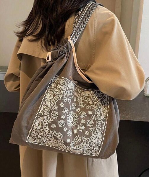 トートバッグ マザーズバッグ 大容量 FREE エコバッグ 刺繍バッグ 新品未使用