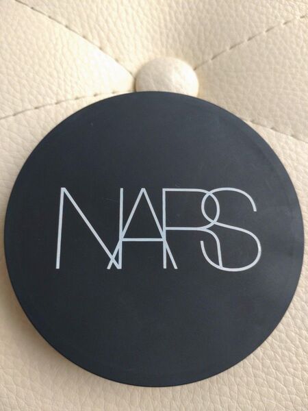 NARS アドバンストパーフェクティングパウダー