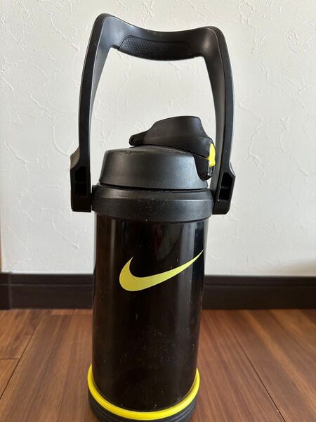 NIKE スポーツジャグ ブラック イエロー