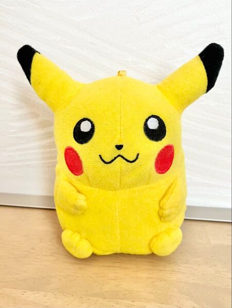 一番くじ ピカチュウ マスコット ぬいぐるみキーホルダー Pokemon ポケットモンスター レトロ 二頭身 初期 当時物