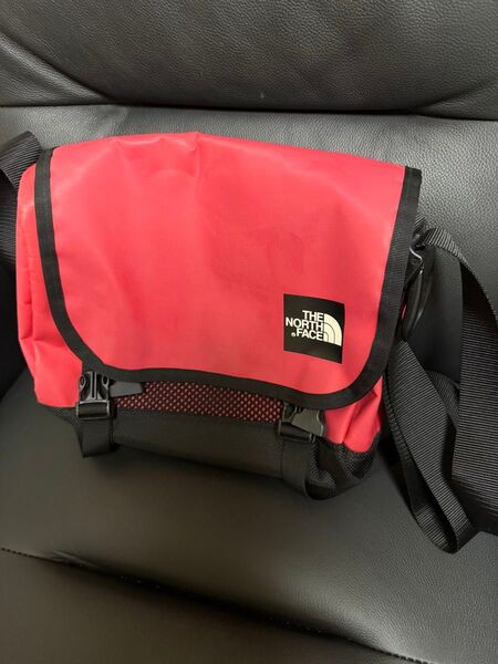 THE NORTH FACE ノースフェイス ショルダーバッグ