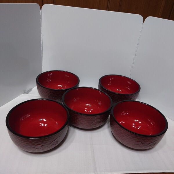 【未使用】鎌倉彫風 漆器碗(目皿、箸付)5個セット お刺身天ぷら、麺類 昭和レトロ