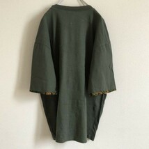 【カナダ製】刺繍デザイン 半袖Tシャツ カーキ Lサイズ_画像2