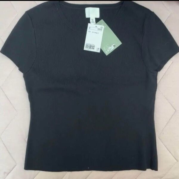 H&M リブトップス 黒 ブラック 半袖 新品 未使用