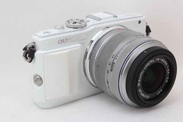スマホ転送OLYMPUS PEN Lite E-PL6 ミラーレス一眼