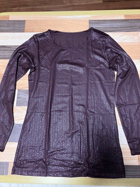 ユニクロ UNIQLO ヒートテック 長袖 クルーネック Tシャツ L ボルドー
