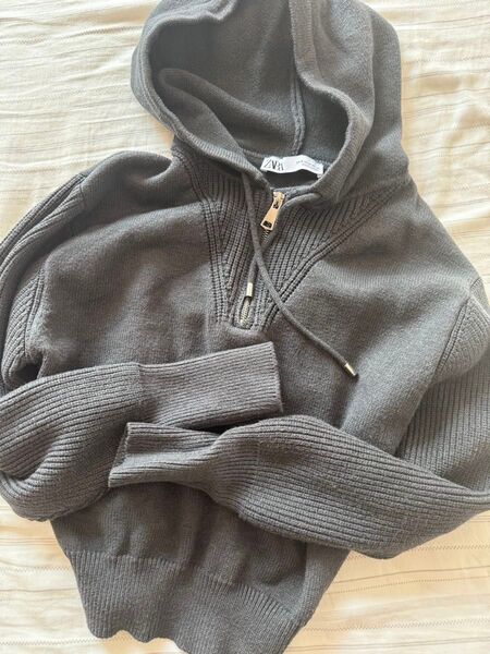 ZARA ハーフジップ ニットプルオーバー