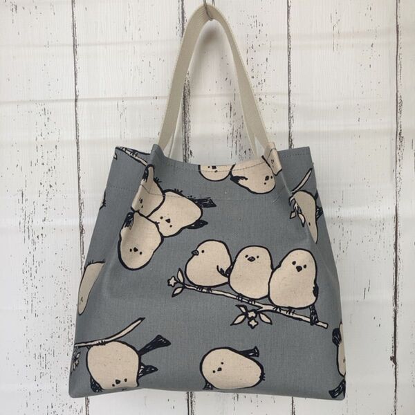 ☆ハンドメイド☆かわいいシマエナガの手提げバッグ☆