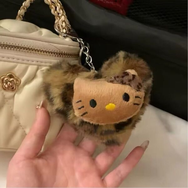 未使用◇ Sanrio ハローキティ 日焼けキティ マスコットキーホルダー