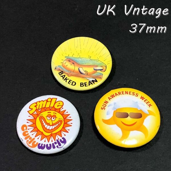イギリス 輸入 雑貨 缶バッジ 37mm 『 3個セット まとめて 』 当時物 ピンバッチ (BAT616)