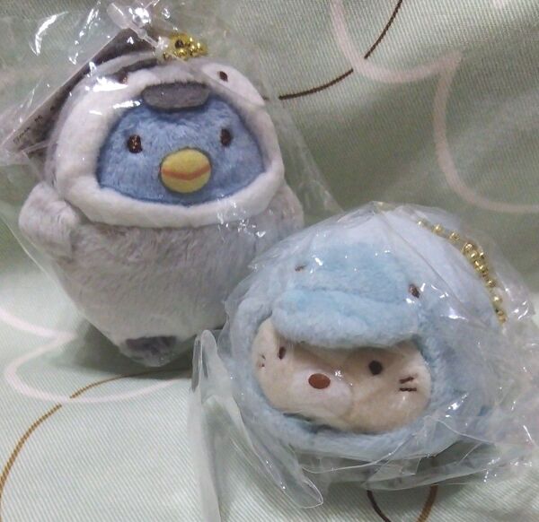 すみっコぐらし ねこ & ぺんぎん(本物) ぶらさげぬいぐるみ ☆水族館限定 2019