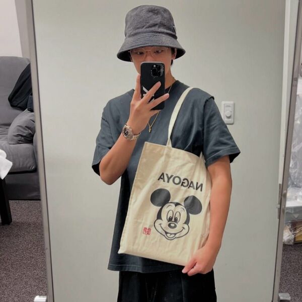 ミッキー トートバッグ 名古屋 小山慶一郎 ディズニーストア
