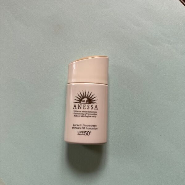 アネッサ パーフェクトUV スキンケアBBファンデーション a ①明るめの自然な肌色 SPF50+ PA++++