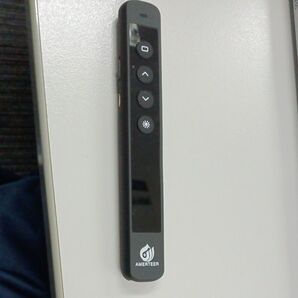 レーザーポインター