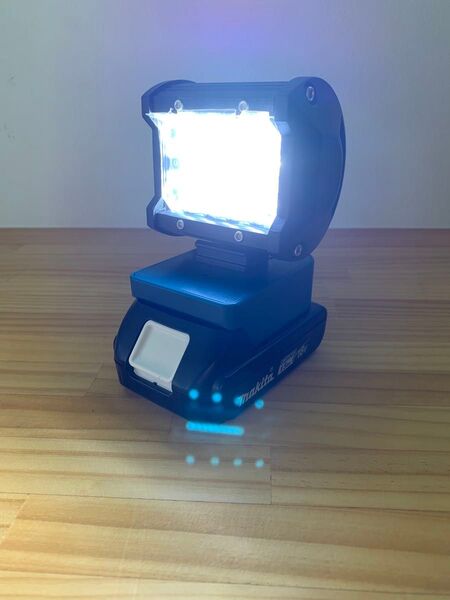【16】60W LED作業灯 LEDワークライト マキタ18V、14.4 V