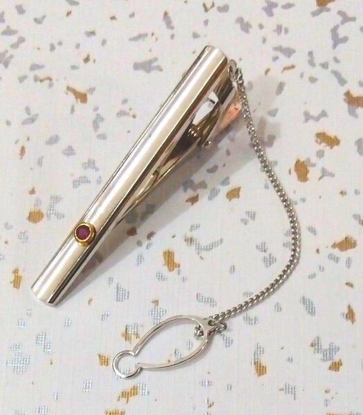 セール★ルビーのネクタイピン Lion Star ライオンスター NICKEL SILVER 刻印 7月誕生石 タイピン
