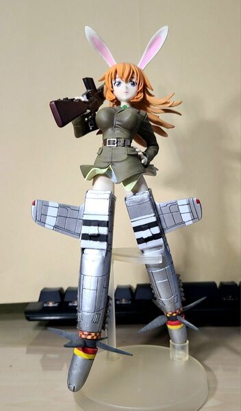 ストライクウィッチーズ シャーロット E イェーガー フィギュア箱無し