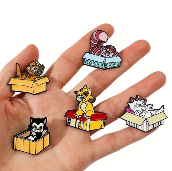 ディズニー ピンバッジ ピンブローチ ピンズ 新品未使用 5個セット 猫 マリー チェシャ猫 フィガロ シンバ オリバー