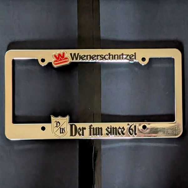 Wienerschnitzel ウインナーシュニッツェル ホットドッグ 当時物 ナンバーフレーム レア物 usdm