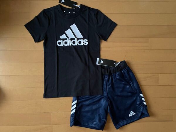 新品未使用 140 adidasアディダス ビッグロゴ半袖Tシャツ(ブラック黒)・グラフィック快適パンツ(ネイビー紺) 上下