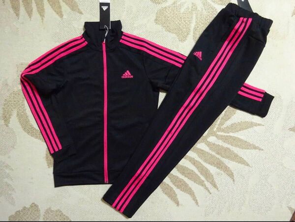 新品未使用 半額以下!!¥11418 160 adidas アディダスガールズ 快適3ストライプジャージ上下 ブラック/ピンク 黒
