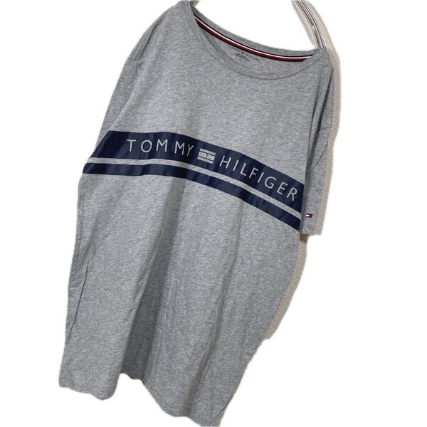 トミーヒルフィガー Tシャツ 半袖