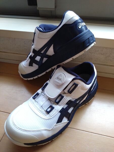 asics アシックス ウィンジョブ CP209 BOA 27.5cm ホワイト ピーコート