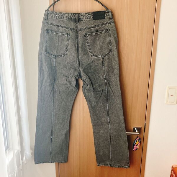 G.O.C センターシームデニムパンツ