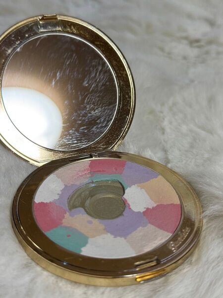 GUERLAIN ゲラン メテオリット ヴォワイヤージュ コンパクトパウダー