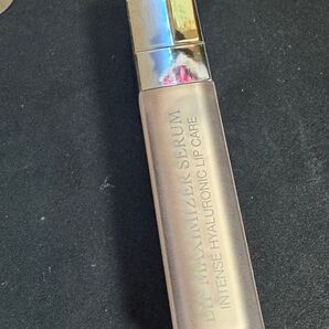Dior リップマキシマイザーセラム 000 INTENSE HYALURONIC LIP CARE