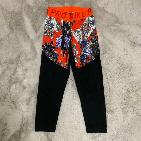 NIKE レギンス 花柄 Lサイズ