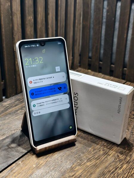 新品同様品 AQUOS wish2 SH-51C SIMフリー スマホ