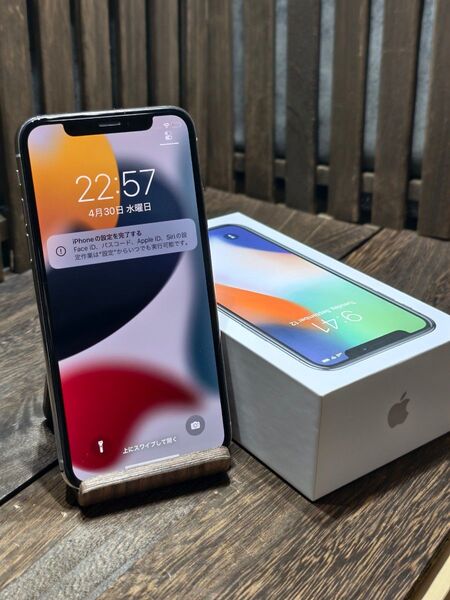 美品 iPhone x 64GB SIMロック解除済み スマホ