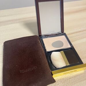 トムフォード トランスルーセント フィニシング パウダー