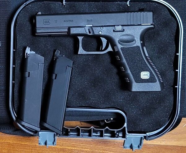新品!GHK Glock17 Gen3 予備マガジン付き!東京マルイ VFC WE LCT