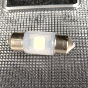 ルームランプ 車内灯 LED T10×31 1個