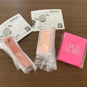 ガチャ キーホルダー